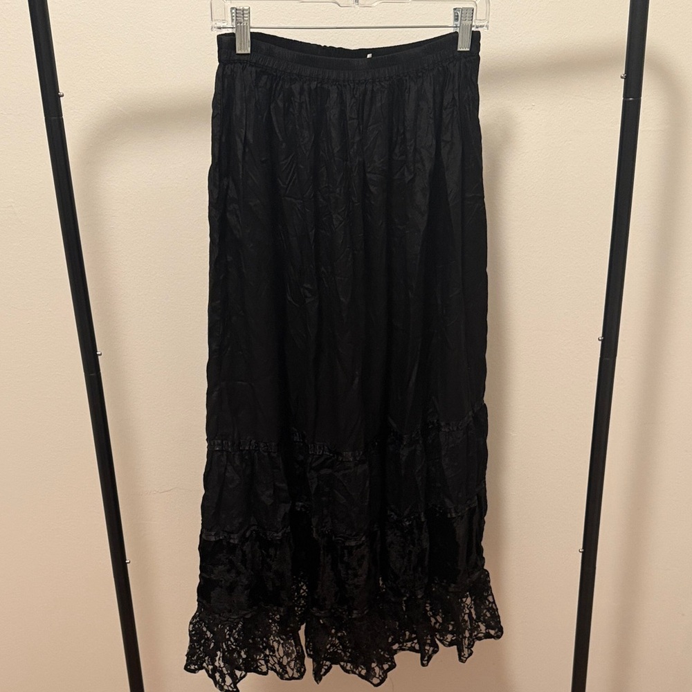 Black Velvet & Lace Trim Skirt